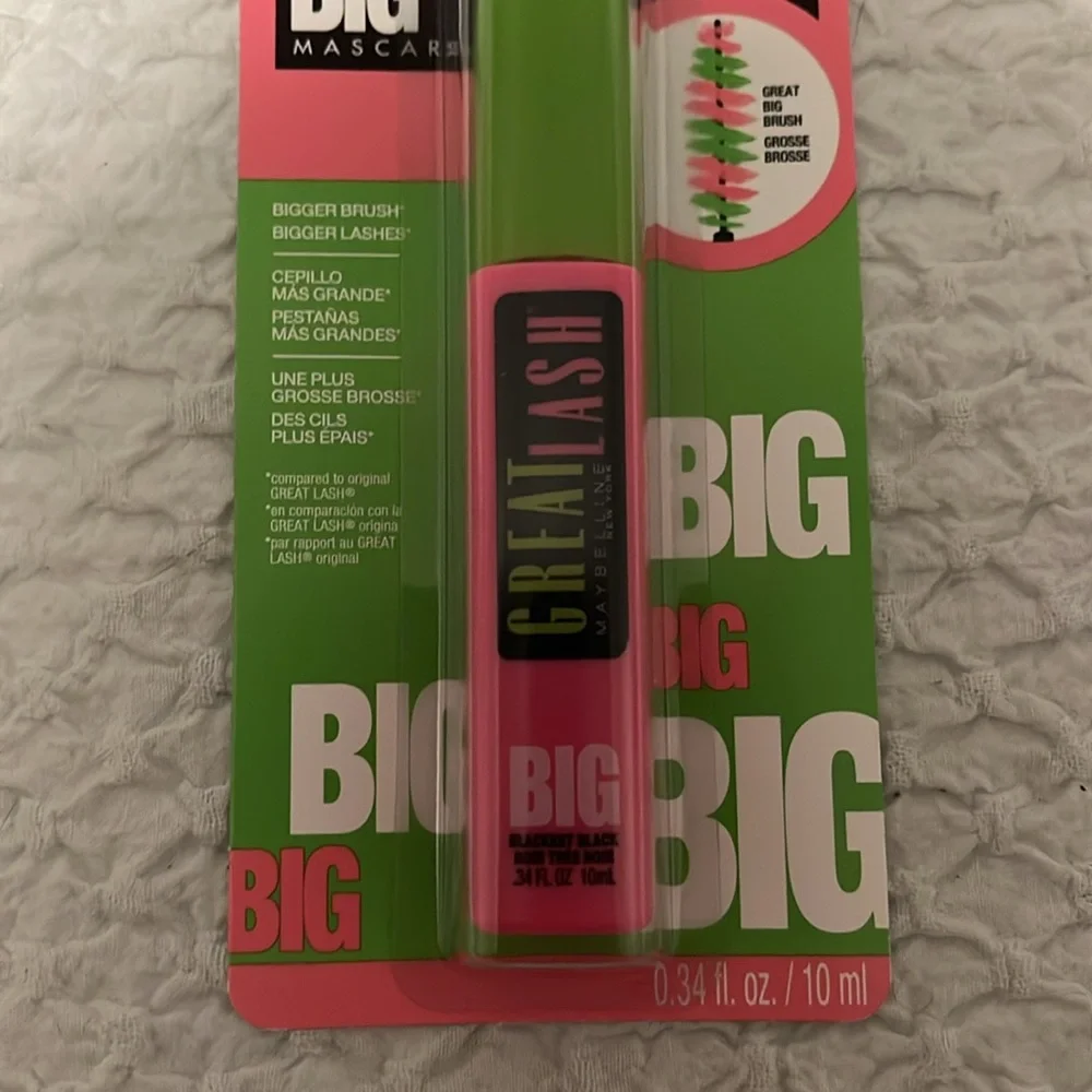 NWT Maybelline Great Lash Mascara - Blackest Black